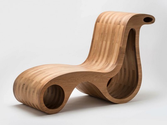 Unique wood tone chaise lounge chair