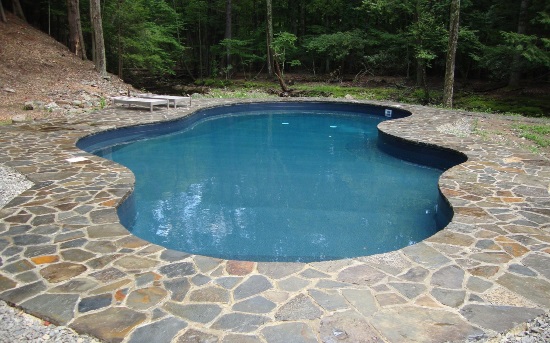 Backyard swimming pool ideas
