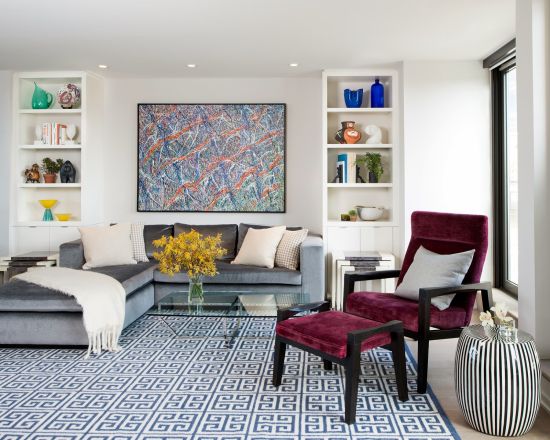 Contemporary square patterned geometric rug